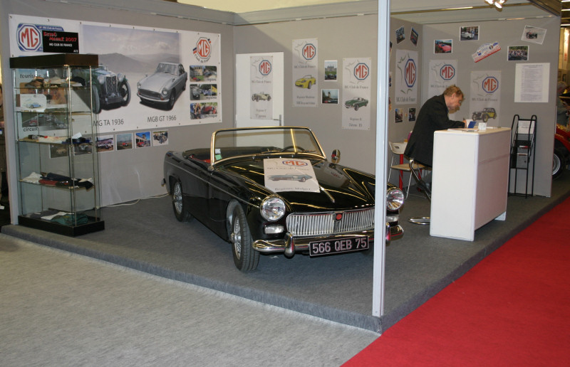 Le stand du MGCF  Rtromobile 2007