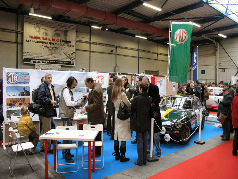 Beaucoup de monde sur le stand
Photo B.Knapp
