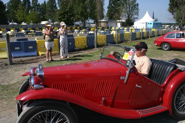 Circuit du Mans le parc MG-22